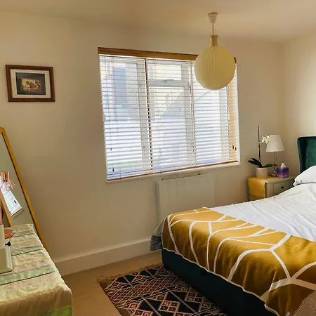 Lovely 1 Bedroom Apartment In The Heart Of Chelsea Лондон Экстерьер фото
