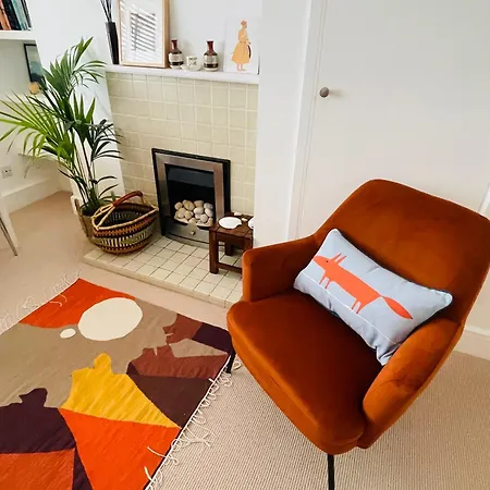 Lovely 1 Bedroom Apartment In The Heart Of Chelsea Лондон Экстерьер фото
